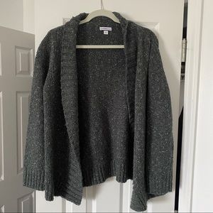 Grey cardigan